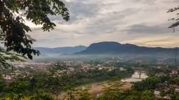 Phou Si Mountain