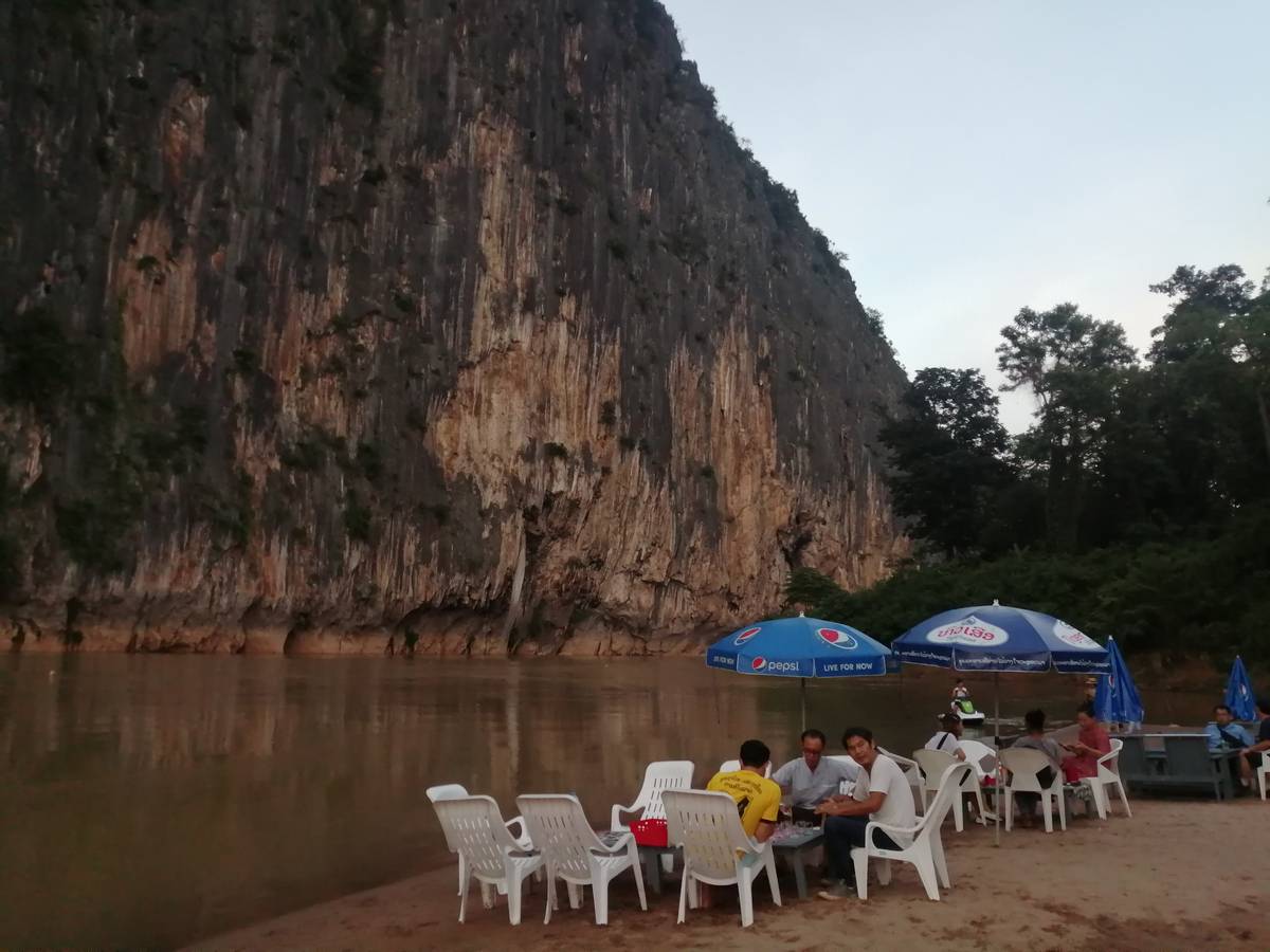 Relax on the beach at Nam Ou river