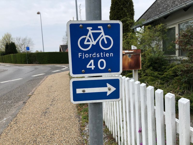 Jægerspris - Cycle Route 40 sign