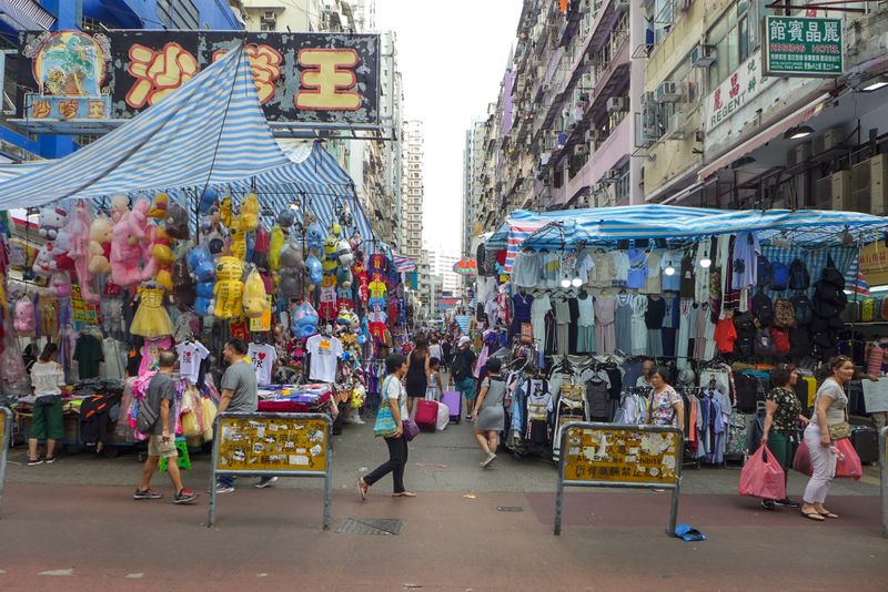 Tung Choi Street / Ladies Market