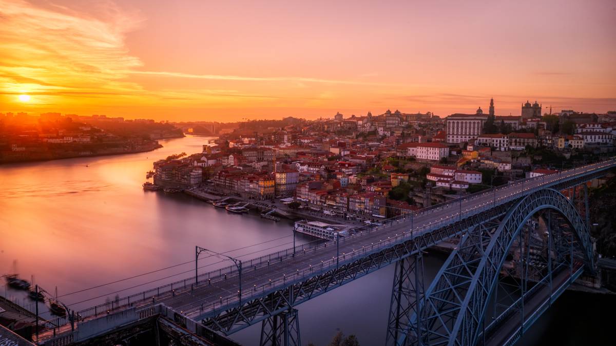 A Weekend Guide to Porto